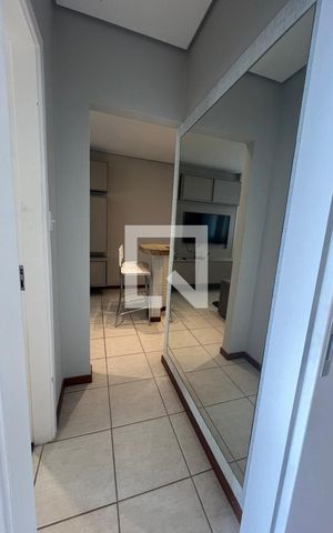 Apartamento para alugar com 39m², 1 quarto e 1 vaga Apartamento para alugar com 39m², 1 quarto e 1 vagaCorredor