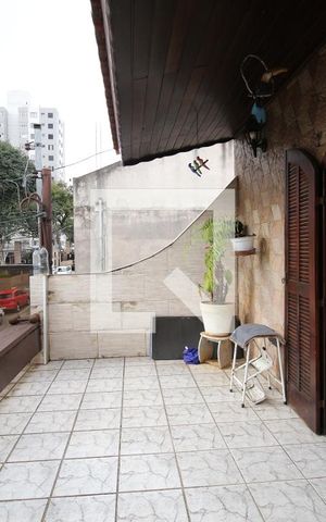 Casa à venda com 150m², 3 quartos e 2 vagasVaranda do quarto 2