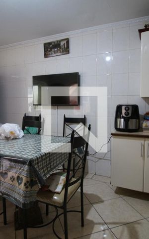 Casa à venda com 150m², 3 quartos e 2 vagasCozinha