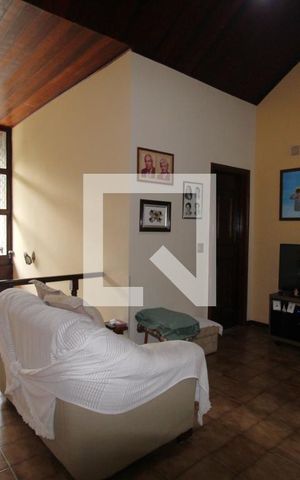 Casa de condomínio à venda com 480m², 4 quartos e 3 vagasSala do segundo andar