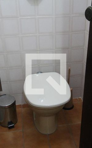 Casa de condomínio à venda com 480m², 4 quartos e 3 vagasLavabo