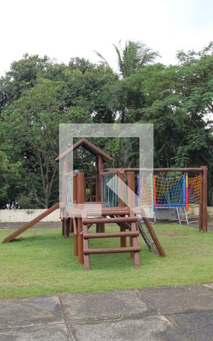 Casa de condomínio à venda com 480m², 4 quartos e 3 vagasÁrea comum - Playground