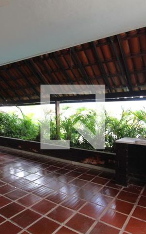 Casa de condomínio à venda com 480m², 4 quartos e 3 vagasChurrasqueira