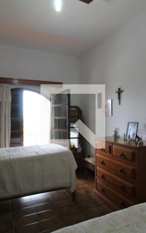 Casa de condomínio à venda com 480m², 4 quartos e 3 vagasQuarto 1
