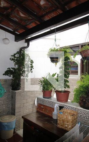 Casa de condomínio à venda com 480m², 4 quartos e 3 vagasÁrea de serviço