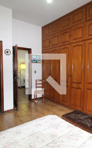 Casa de condomínio à venda com 480m², 4 quartos e 3 vagasSuíte 2