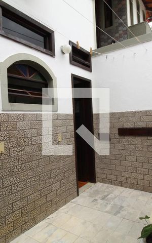 Casa de condomínio à venda com 480m², 4 quartos e 3 vagasÁrea de serviço