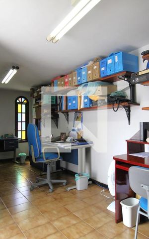 Casa de condomínio à venda com 480m², 4 quartos e 3 vagasQuarto 2 - Escritório