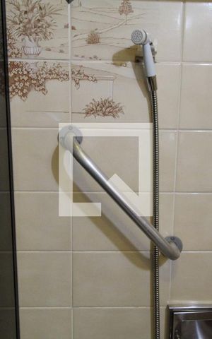 Casa de condomínio à venda com 480m², 4 quartos e 3 vagasBanheiro da suíte 2