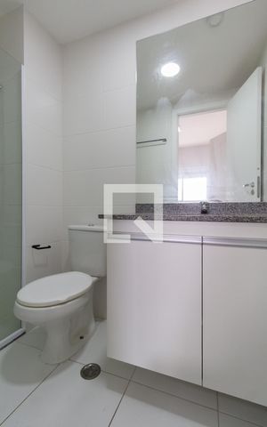 Apartamento à venda com 60m², 2 quartos e 1 vaga Apartamento à venda com 60m², 2 quartos e 1 vagaBanheiro Suíte