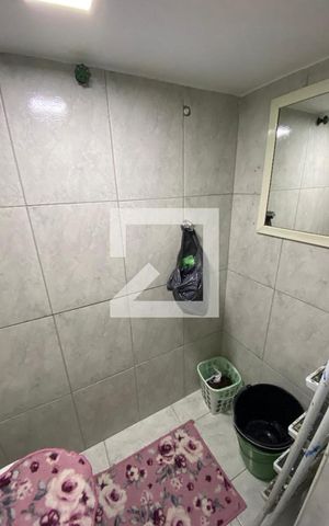 Casa à venda com 110m², 3 quartos e 1 vaga Casa à venda com 110m², 3 quartos e 1 vagaBanheiro da Área de serviço