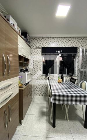 Casa à venda com 110m², 3 quartos e 1 vaga Casa à venda com 110m², 3 quartos e 1 vagaCozinha