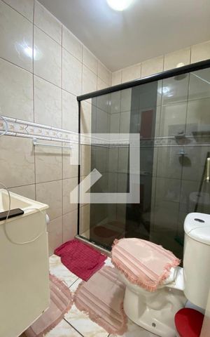 Casa à venda com 110m², 3 quartos e 1 vaga Casa à venda com 110m², 3 quartos e 1 vagaBanheiro Quarto 1