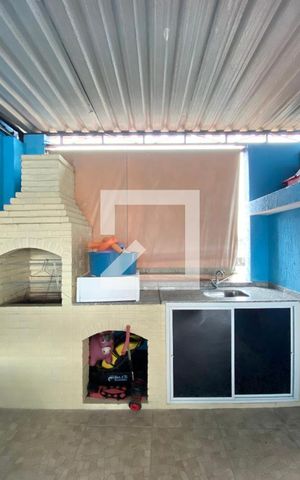 Casa à venda com 110m², 3 quartos e 1 vaga Casa à venda com 110m², 3 quartos e 1 vagaÁrea externa
