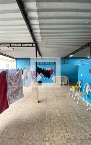 Casa à venda com 110m², 3 quartos e 1 vaga Casa à venda com 110m², 3 quartos e 1 vagaÁrea externa