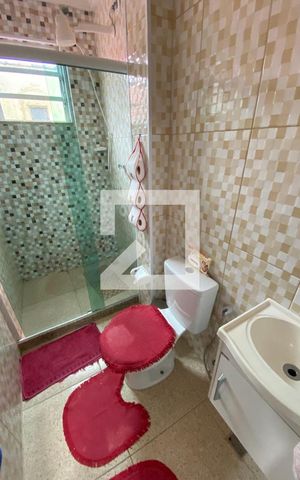 Casa à venda com 110m², 3 quartos e 1 vaga Casa à venda com 110m², 3 quartos e 1 vagaBanheiro social