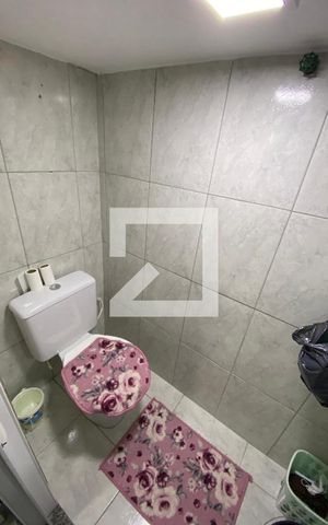 Casa à venda com 110m², 3 quartos e 1 vaga Casa à venda com 110m², 3 quartos e 1 vagaBanheiro da Área de serviço