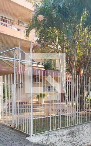 Apartamento à venda com 70m², 2 quartos e 1 vaga Apartamento à venda com 70m², 2 quartos e 1 vagaFachada