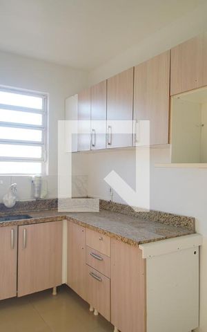 Apartamento à venda com 70m², 2 quartos e 1 vaga Apartamento à venda com 70m², 2 quartos e 1 vagaCozinha e Área de Serviço