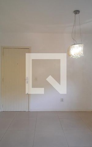 Apartamento à venda com 70m², 2 quartos e 1 vaga Apartamento à venda com 70m², 2 quartos e 1 vagaSala