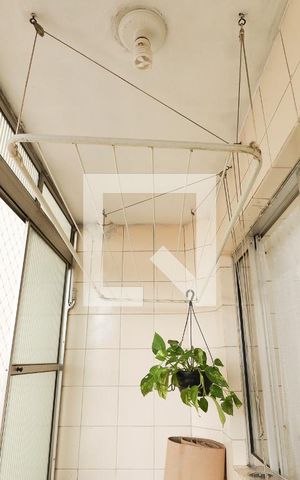 Apartamento à venda com 80m², 2 quartos e sem vagaCozinha e Área de Serviço