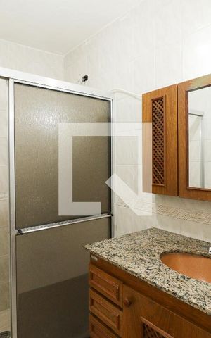 Apartamento à venda com 80m², 2 quartos e sem vagaBanheiro