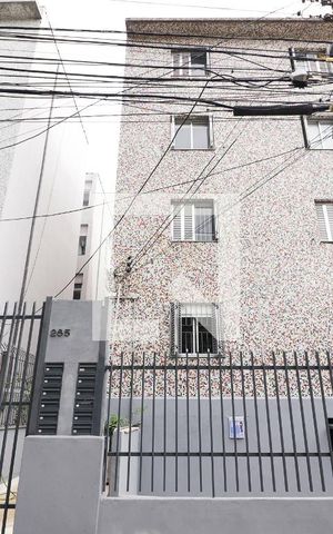 Apartamento à venda com 80m², 2 quartos e sem vagaFachada