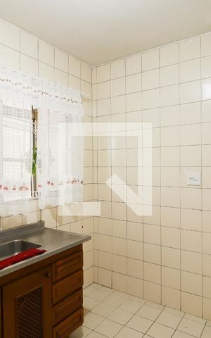 Apartamento à venda com 80m², 2 quartos e sem vagaCozinha e Área de Serviço