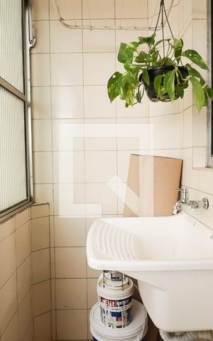 Apartamento à venda com 80m², 2 quartos e sem vagaCozinha e Área de Serviço
