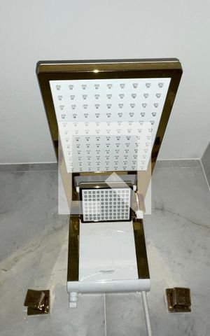 Apartamento à venda com 130m², 2 quartos e 2 vagas Apartamento à venda com 130m², 2 quartos e 2 vagasBanheiro