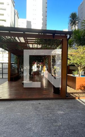 Apartamento à venda com 130m², 2 quartos e 2 vagas Apartamento à venda com 130m², 2 quartos e 2 vagasDeck