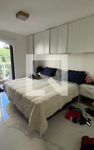 Apartamento à venda com 130m², 2 quartos e 2 vagas Apartamento à venda com 130m², 2 quartos e 2 vagasSuíte