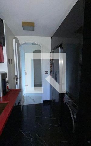 Apartamento à venda com 130m², 2 quartos e 2 vagas Apartamento à venda com 130m², 2 quartos e 2 vagasCozinha