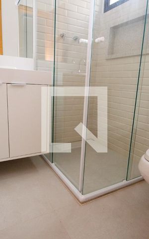 Casa à venda com 450m², 4 quartos e 4 vagasBanheiro da Suíte 3