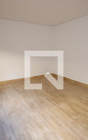 Casa à venda com 450m², 4 quartos e 4 vagasSuíte 2