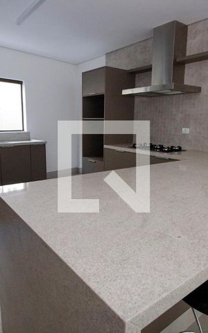 Casa à venda com 450m², 4 quartos e 4 vagasCozinha