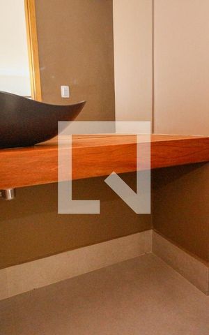 Casa à venda com 450m², 4 quartos e 4 vagasLavabo 2