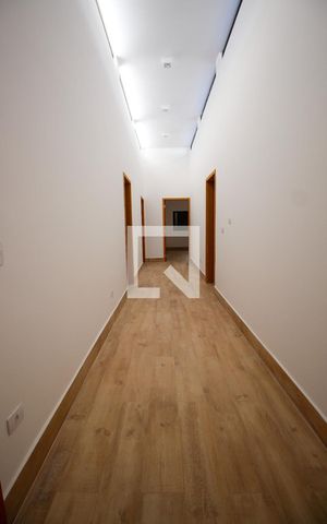 Casa à venda com 450m², 4 quartos e 4 vagasCorredor