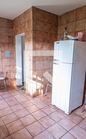 Casa à venda com 348m², 4 quartos e 10 vagas Casa à venda com 348m², 4 quartos e 10 vagasCozinha