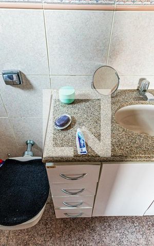 Casa à venda com 348m², 4 quartos e 10 vagas Casa à venda com 348m², 4 quartos e 10 vagasSuite