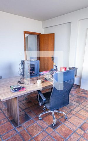 Casa à venda com 348m², 4 quartos e 10 vagas Casa à venda com 348m², 4 quartos e 10 vagasQuarto 1