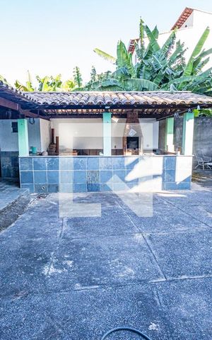 Casa à venda com 348m², 4 quartos e 10 vagas Casa à venda com 348m², 4 quartos e 10 vagasQuintal