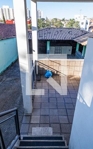Casa à venda com 348m², 4 quartos e 10 vagas Casa à venda com 348m², 4 quartos e 10 vagasArea de serviço