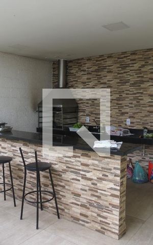 Apartamento para alugar com 44m², 2 quartos e 1 vagaÁrea comum - Churrasqueira