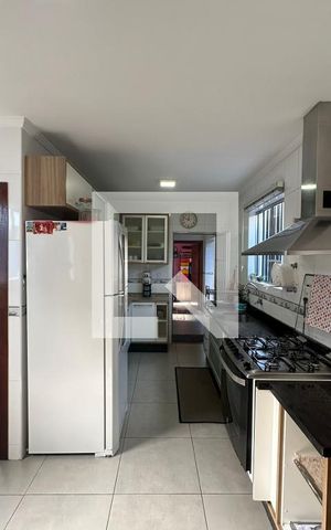 Casa para alugar com 380m², 7 quartos e 2 vagasCozinha