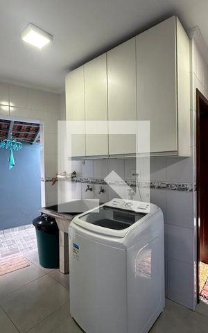 Casa para alugar com 380m², 7 quartos e 2 vagasÁrea de Serviço