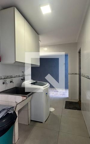 Casa para alugar com 380m², 7 quartos e 2 vagasÁrea de Serviço
