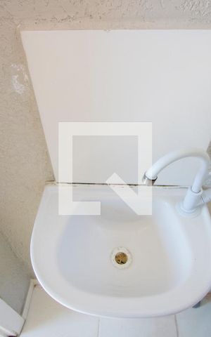 Apartamento à venda com 39m², 2 quartos e 1 vaga Apartamento à venda com 39m², 2 quartos e 1 vagaBanheiro