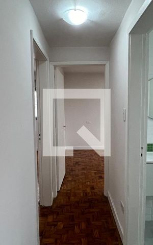 Apartamento à venda com 90m², 2 quartos e sem vaga Apartamento à venda com 90m², 2 quartos e sem vagaCorredor quartos