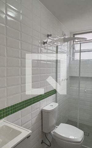 Apartamento à venda com 90m², 2 quartos e sem vaga Apartamento à venda com 90m², 2 quartos e sem vagaBanheiro